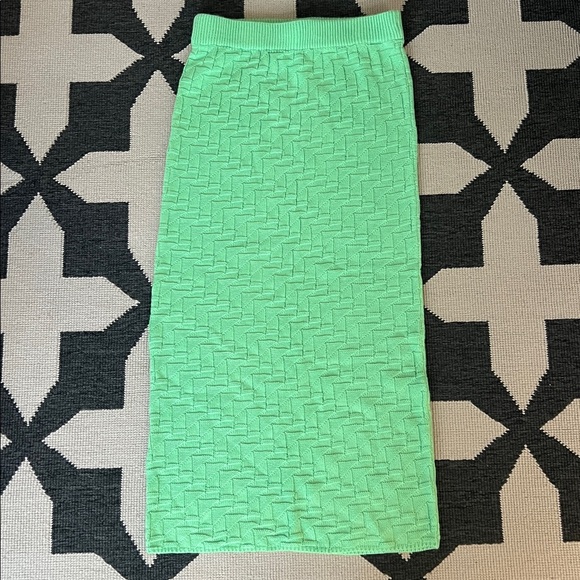 ASOS Neon Lime Green Textured Knit Mid Pencil Skirt - Picture 3 of 8